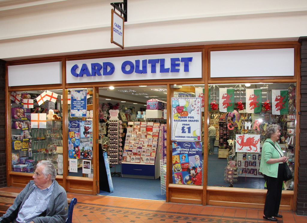 Victoria Centre Card Outlet
